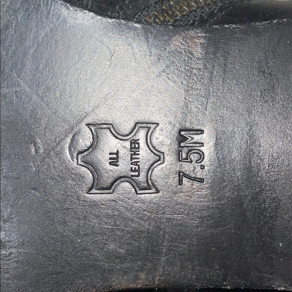 Lucchese Spirit Black Leather Ankle Boots - Picture 8 of 10